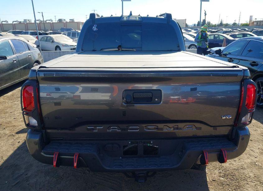Photo 17 of 2019 Toyota Tacoma TRD SPORT (VIN 3TMAZ5CN5KM094939)