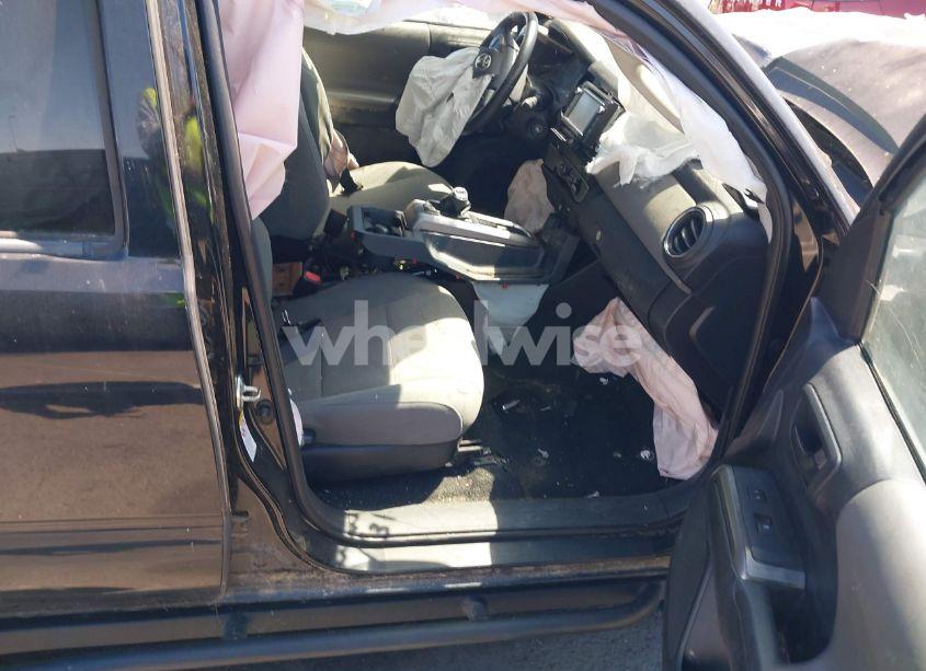 Photo 5 of 2019 Toyota Tacoma SR5 V6 (VIN 3TMAZ5CN5KM097498)