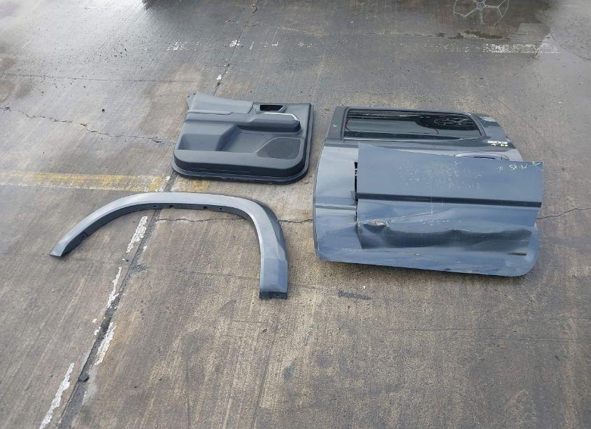 Photo 12 of 2020 Toyota Tacoma SR5 V6 (VIN 3TMAZ5CN5LM136771)