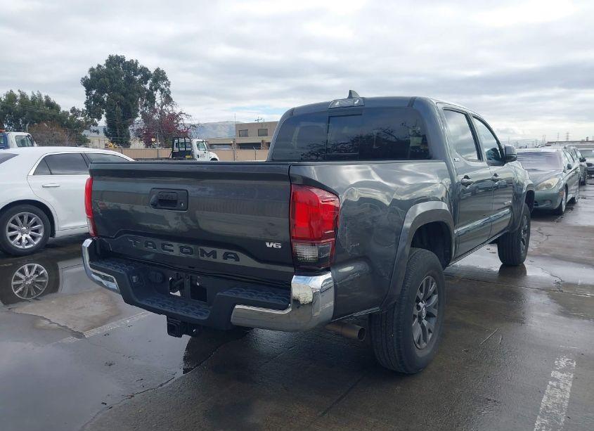 Photo 4 of 2020 Toyota Tacoma SR5 V6 (VIN 3TMAZ5CN5LM136771)