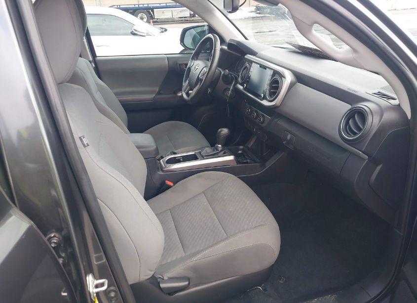 Photo 5 of 2020 Toyota Tacoma SR5 V6 (VIN 3TMAZ5CN5LM136771)