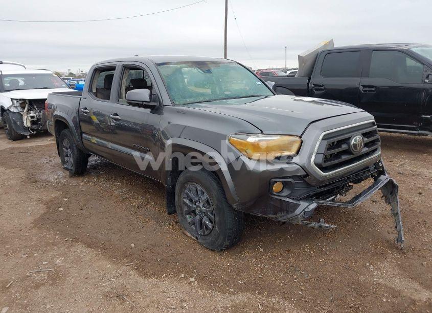 2022 Toyota Tacoma SR5 V6 (VIN 3TMAZ5CN5NM176917) main photo