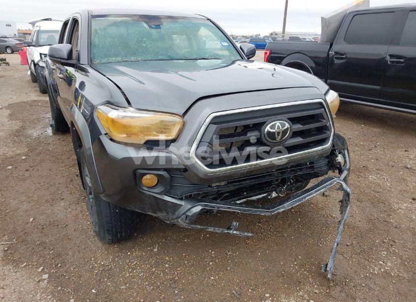 Photo 6 of 2022 Toyota Tacoma SR5 V6 (VIN 3TMAZ5CN5NM176917)