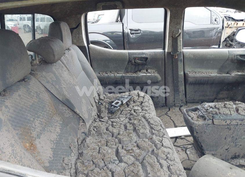 Photo 8 of 2022 Toyota Tacoma SR5 V6 (VIN 3TMAZ5CN5NM176917)