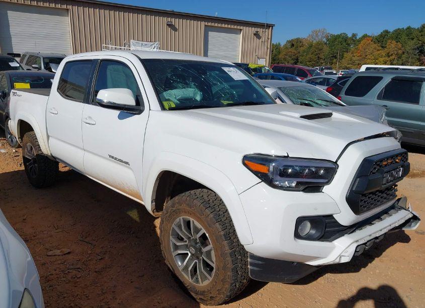 2022 Toyota Tacoma TRD SPORT (VIN 3TMAZ5CN5NM181292) main photo