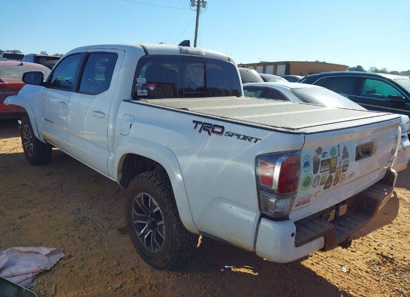 Photo 3 of 2022 Toyota Tacoma TRD SPORT (VIN 3TMAZ5CN5NM181292)