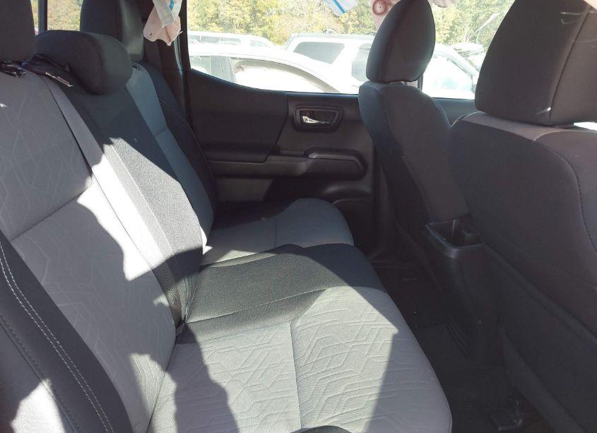 Photo 8 of 2022 Toyota Tacoma TRD SPORT (VIN 3TMAZ5CN5NM181292)