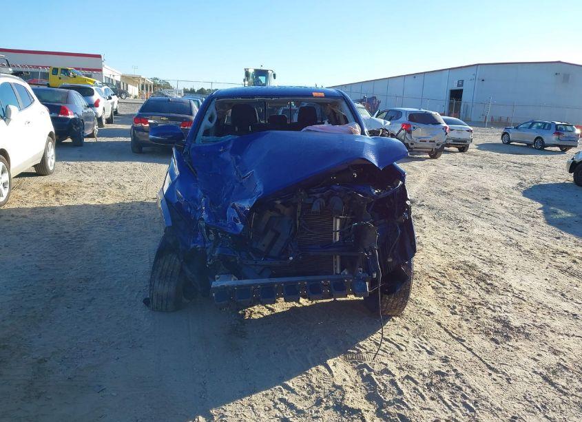 Photo 6 of 2022 Toyota Tacoma SR5 V6 (VIN 3TMAZ5CN5NM181583)