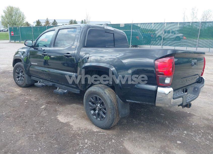 Photo 3 of 2022 Toyota Tacoma SR5 V6 (VIN 3TMAZ5CN5NM192566)