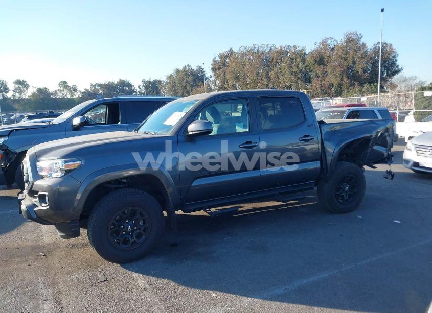 Photo 14 of 2022 Toyota Tacoma SR5 V6 (VIN 3TMAZ5CN5NM194169)