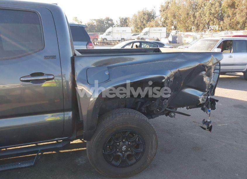 Photo 6 of 2022 Toyota Tacoma SR5 V6 (VIN 3TMAZ5CN5NM194169)