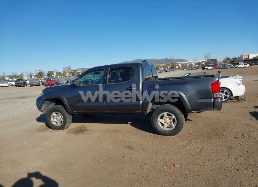 Photo 15 of 2016 Toyota Tacoma SR5 V6 (VIN 3TMAZ5CN6GM019657)
