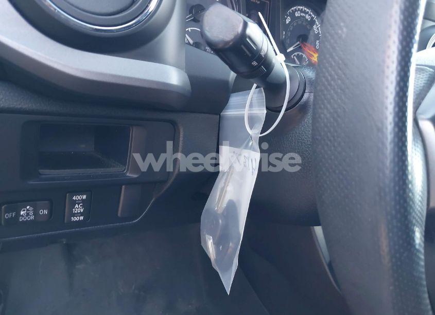 Photo 19 of 2016 Toyota Tacoma TRD SPORT (VIN 3TMAZ5CN6GM021019)