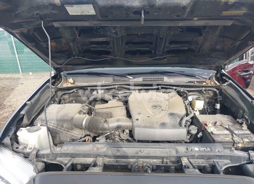 Photo 10 of 2018 Toyota Tacoma TRD SPORT (VIN 3TMAZ5CN6JM055632)