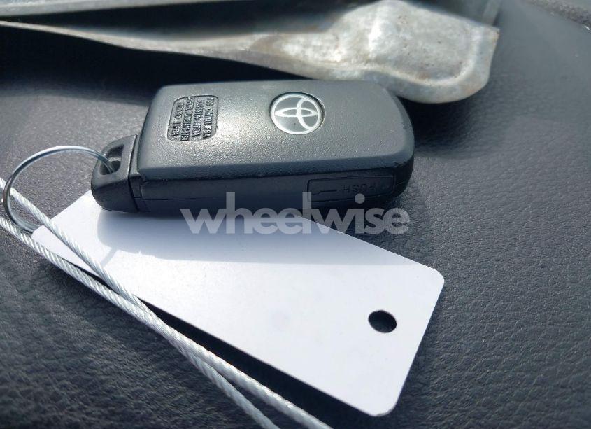 Photo 11 of 2018 Toyota Tacoma TRD SPORT (VIN 3TMAZ5CN6JM055632)