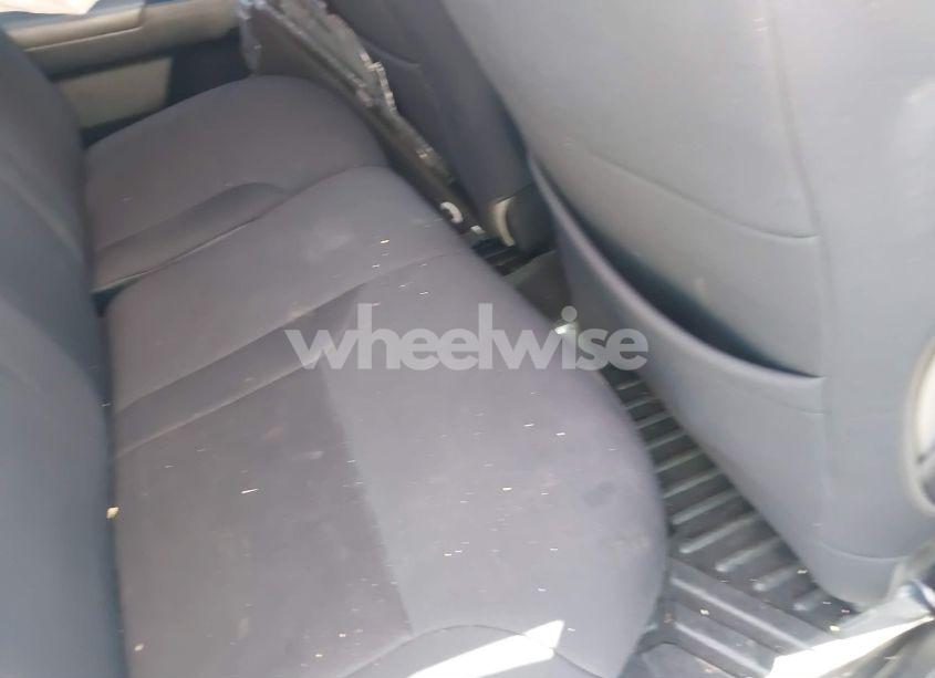 Photo 8 of 2018 Toyota Tacoma SR5 V6 (VIN 3TMAZ5CN6JM069319)