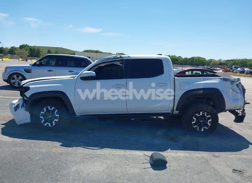 Photo 15 of 2019 Toyota Tacoma TRD OFF ROAD (VIN 3TMAZ5CN6KM086574)