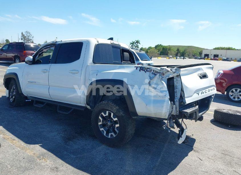 Photo 3 of 2019 Toyota Tacoma TRD OFF ROAD (VIN 3TMAZ5CN6KM086574)
