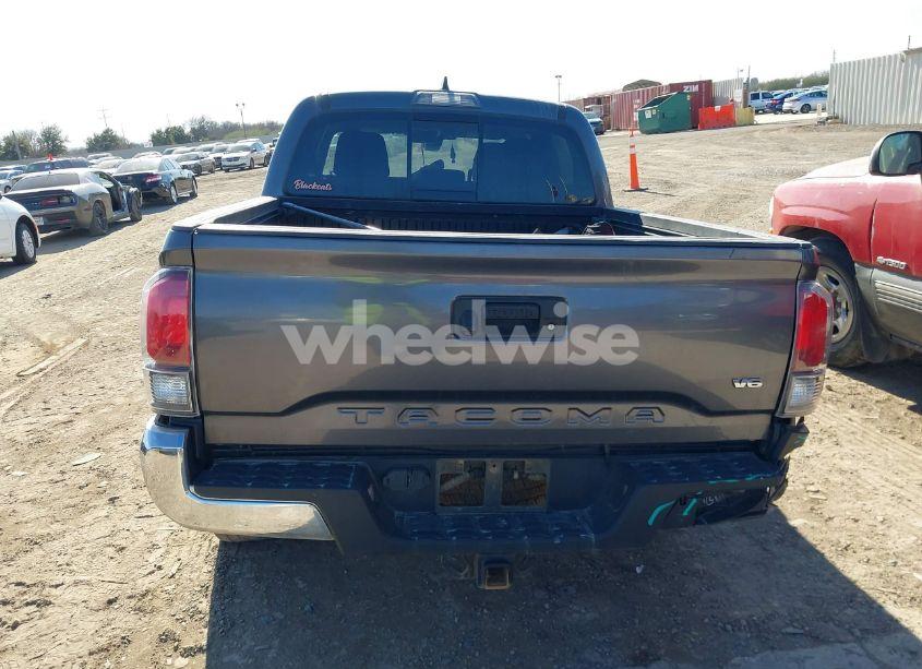 Photo 16 of 2019 Toyota Tacoma TRD OFF ROAD (VIN 3TMAZ5CN6KM095873)