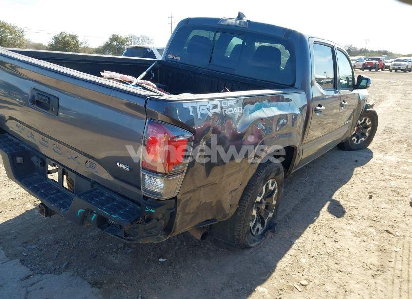 Photo 4 of 2019 Toyota Tacoma TRD OFF ROAD (VIN 3TMAZ5CN6KM095873)
