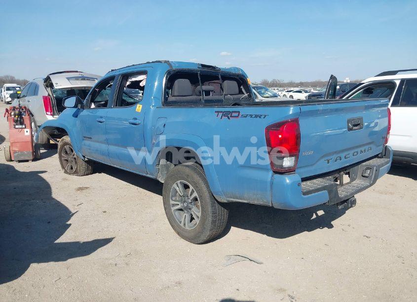 Photo 3 of 2019 Toyota Tacoma TRD SPORT (VIN 3TMAZ5CN6KM097879)