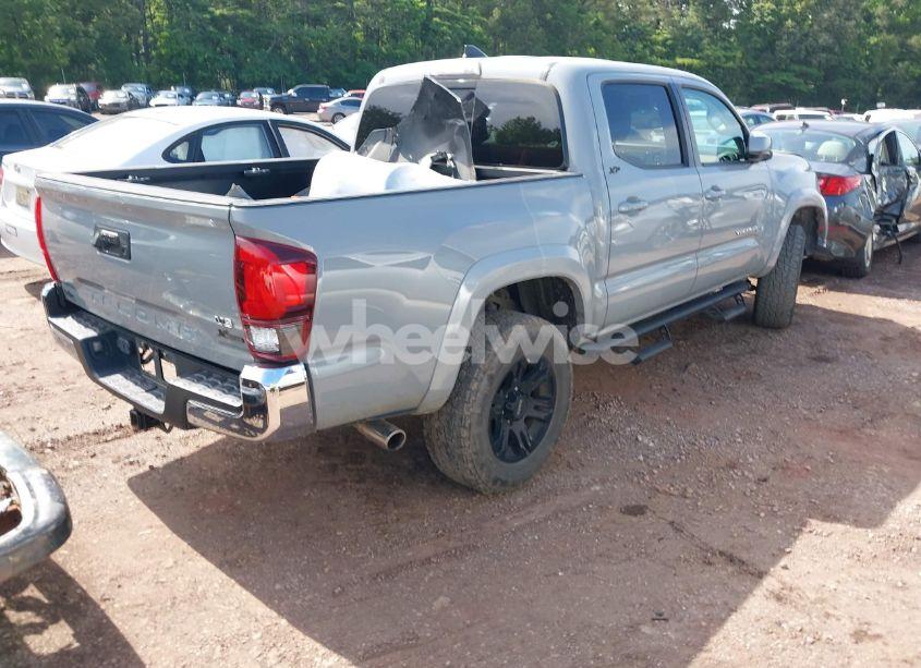 Photo 4 of 2019 Toyota Tacoma SR5 V6 (VIN 3TMAZ5CN6KM102109)