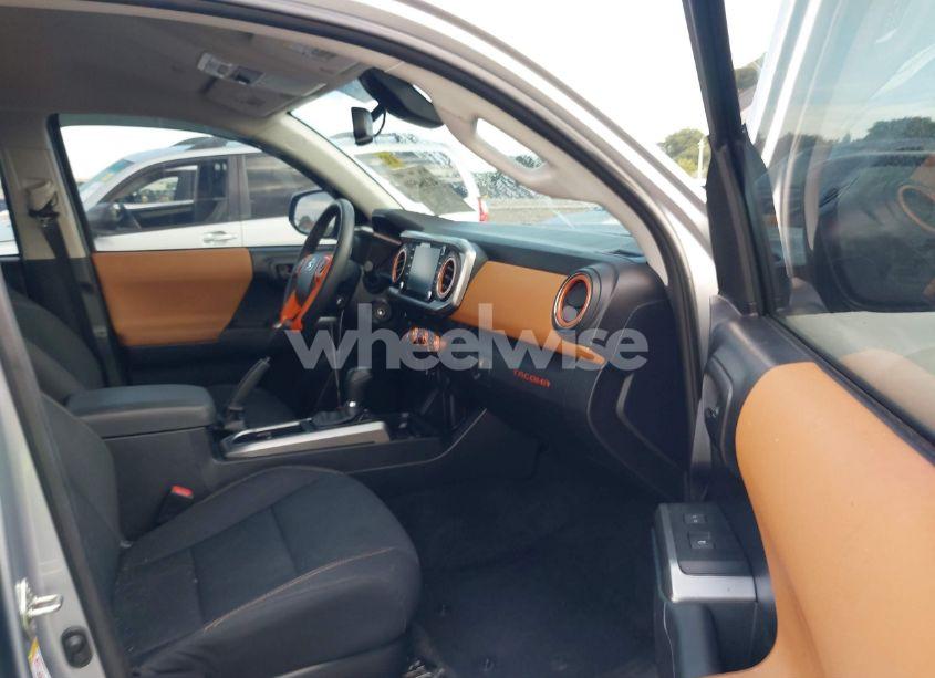 Photo 5 of 2020 Toyota Tacoma SR5 V6 (VIN 3TMAZ5CN6LM118781)