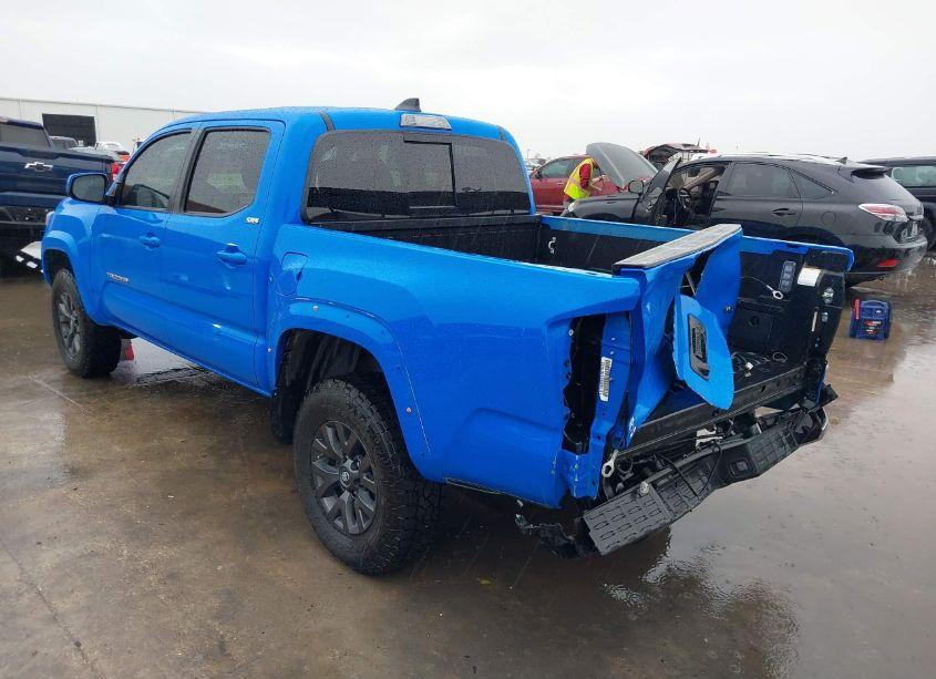 Photo 3 of 2021 Toyota Tacoma SR5 V6 (VIN 3TMAZ5CN6MM143391)