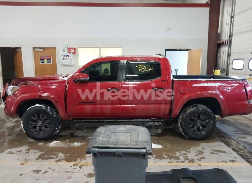 Photo 14 of 2022 Toyota Tacoma SR5 V6 (VIN 3TMAZ5CN6NM166364)