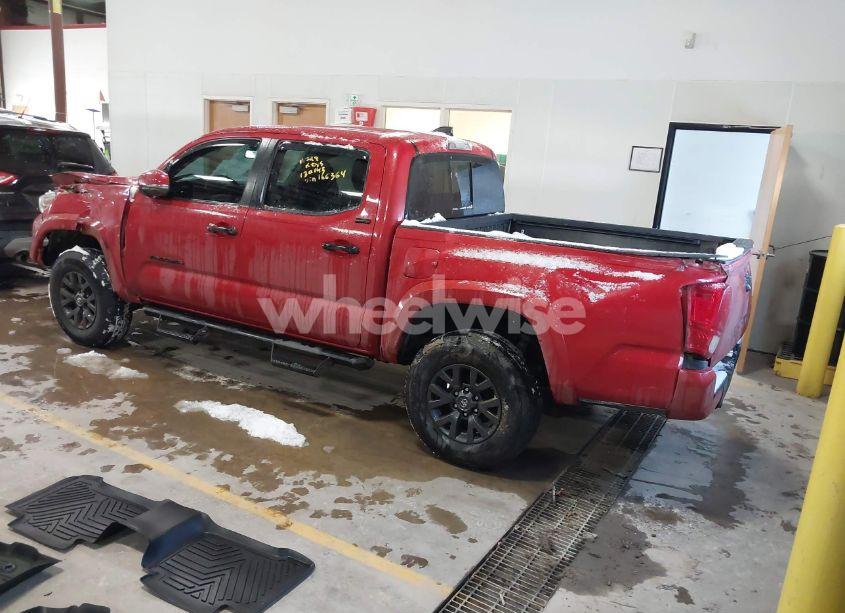 Photo 3 of 2022 Toyota Tacoma SR5 V6 (VIN 3TMAZ5CN6NM166364)