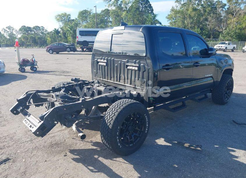 Photo 4 of 2022 Toyota Tacoma TRD SPORT (VIN 3TMAZ5CN6NM167272)