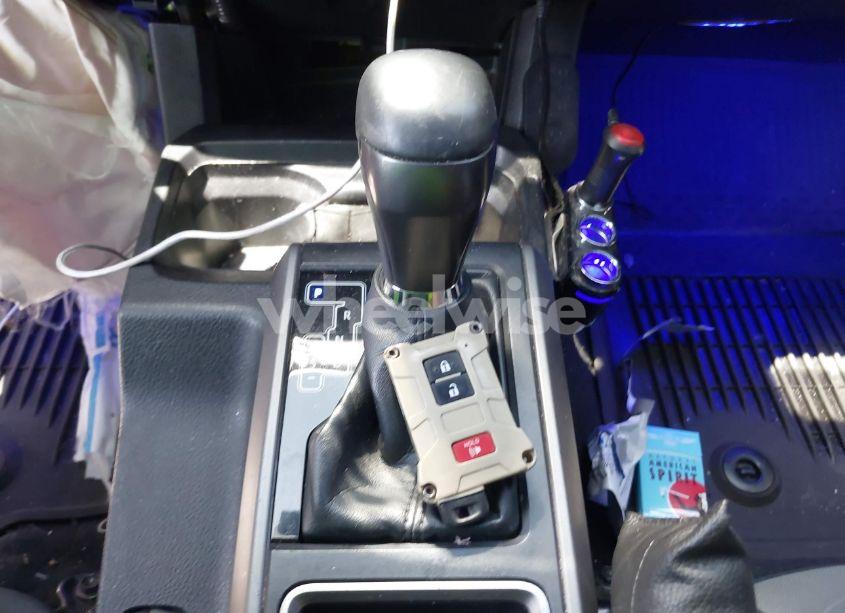 Photo 11 of 2022 Toyota Tacoma TRD SPORT (VIN 3TMAZ5CN6NM174335)
