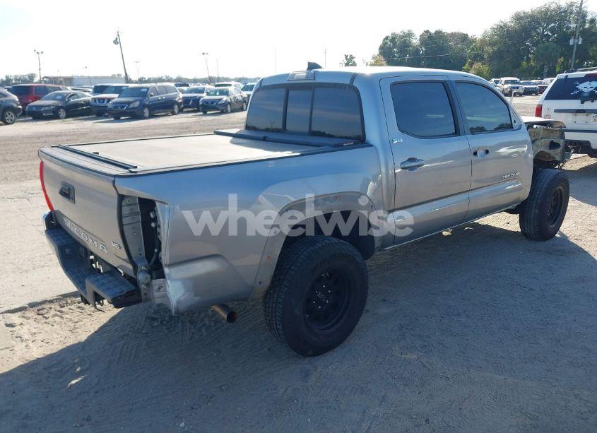 Photo 4 of 2016 Toyota Tacoma SR5 V6 (VIN 3TMAZ5CN7GM020865)