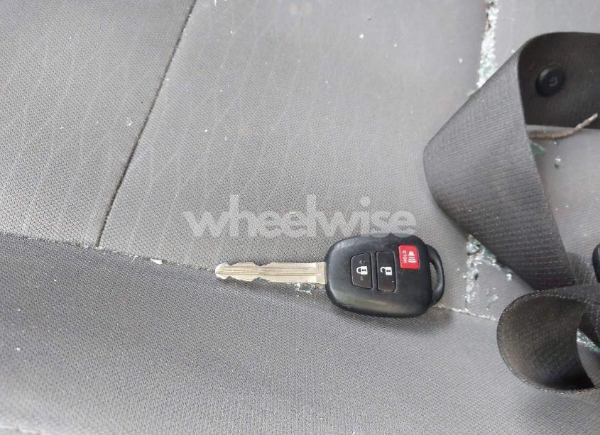 Photo 11 of 2017 Toyota Tacoma SR5 V6 (VIN 3TMAZ5CN7HM043144)