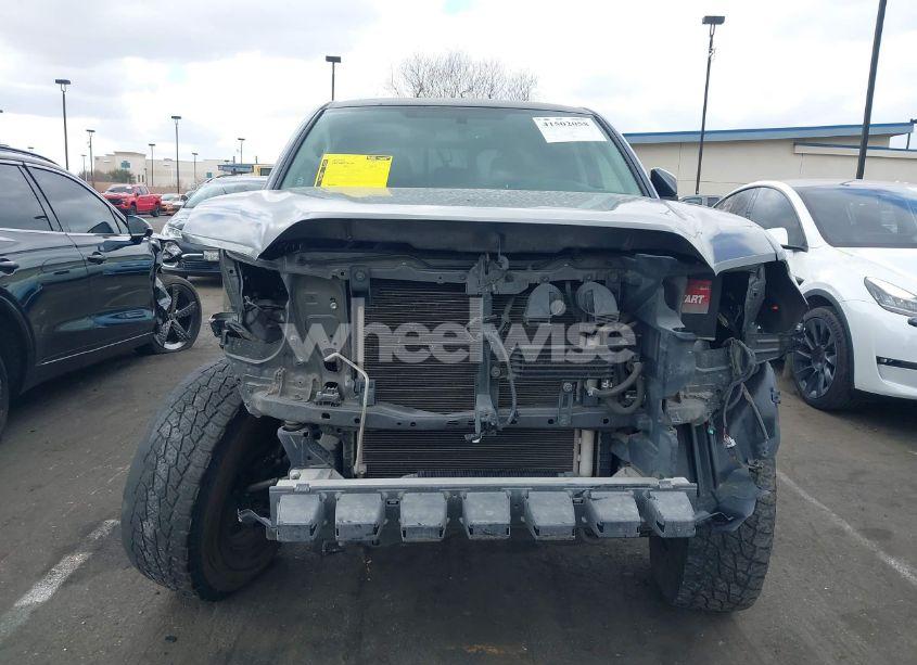 Photo 13 of 2017 Toyota Tacoma SR5 V6 (VIN 3TMAZ5CN7HM046710)