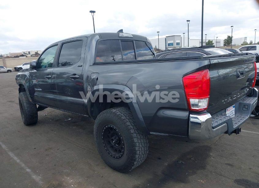 Photo 15 of 2017 Toyota Tacoma SR5 V6 (VIN 3TMAZ5CN7HM046710)