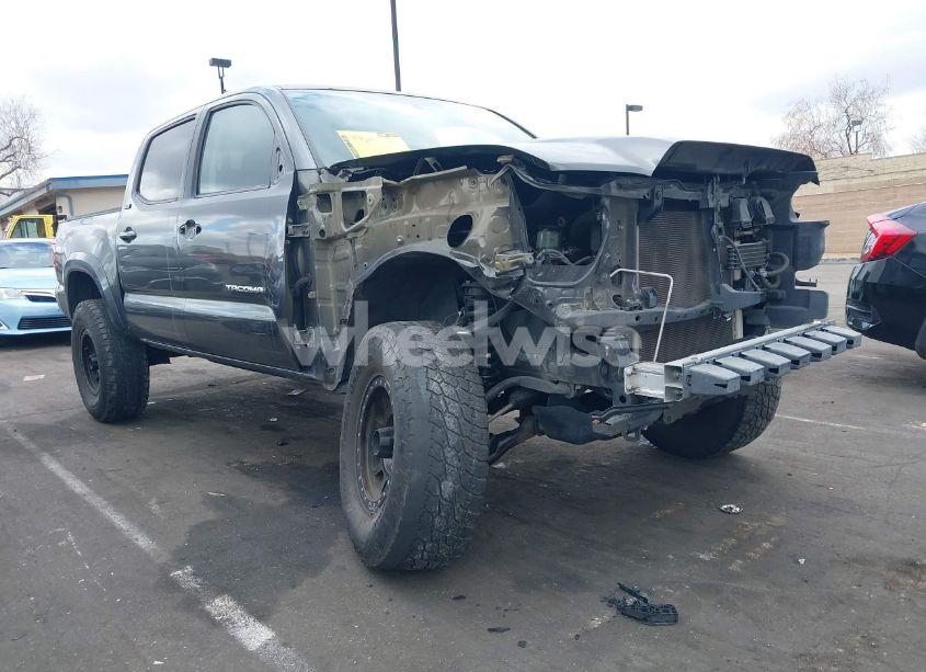 Photo 6 of 2017 Toyota Tacoma SR5 V6 (VIN 3TMAZ5CN7HM046710)