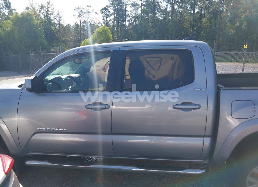 Photo 14 of 2019 Toyota Tacoma SR5 V6 (VIN 3TMAZ5CN7KM103964)