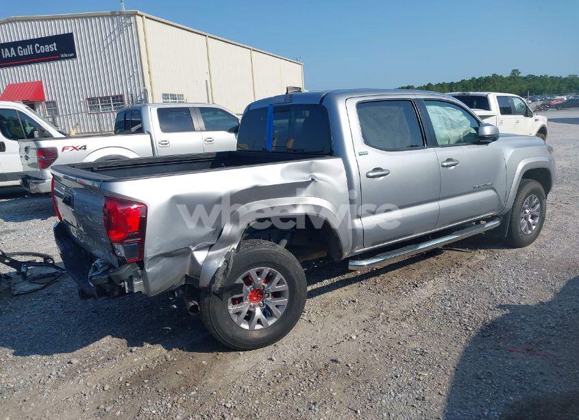 Photo 4 of 2019 Toyota Tacoma SR5 V6 (VIN 3TMAZ5CN7KM103964)
