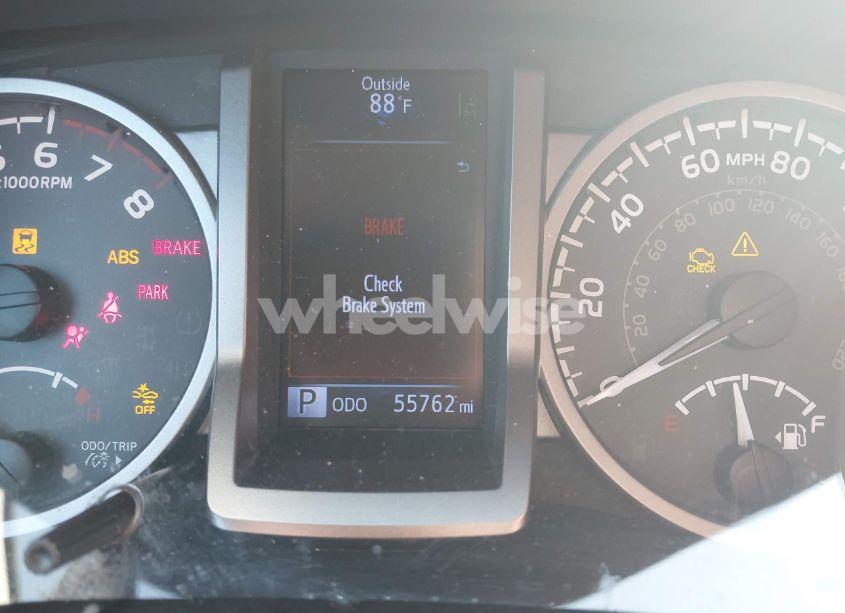 Photo 7 of 2019 Toyota Tacoma SR5 V6 (VIN 3TMAZ5CN7KM103964)