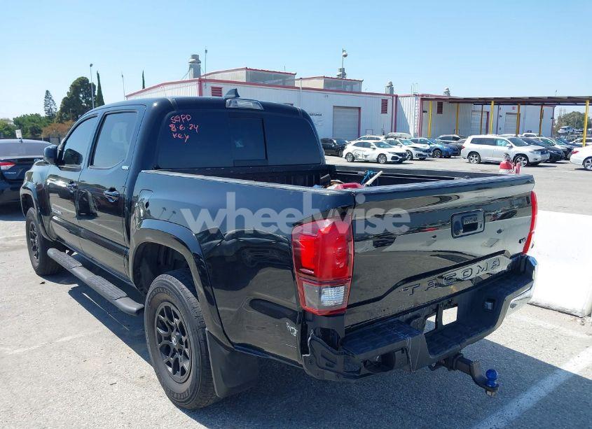 Photo 3 of 2020 Toyota Tacoma SR5 V6 (VIN 3TMAZ5CN7LM126422)