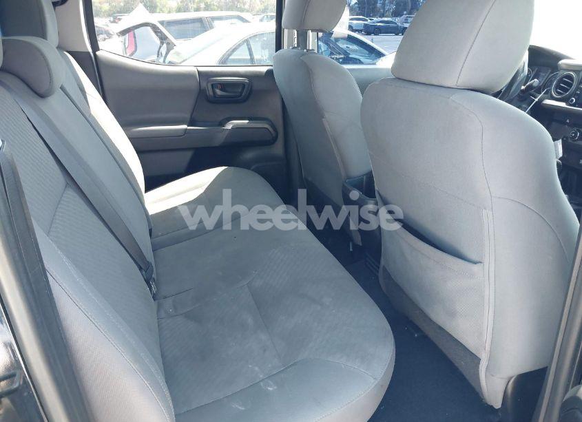 Photo 8 of 2020 Toyota Tacoma SR5 V6 (VIN 3TMAZ5CN7LM126422)