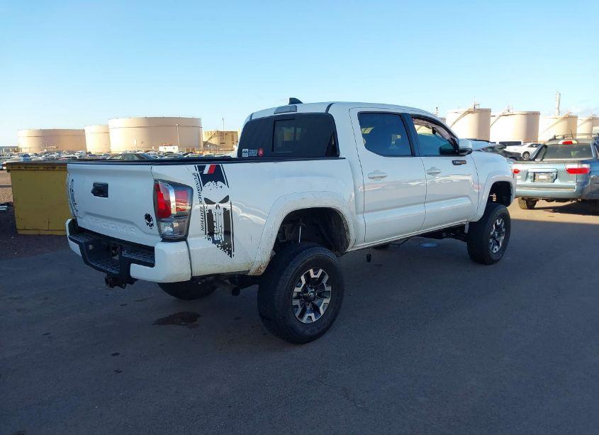 Photo 4 of 2020 Toyota Tacoma SR5 V6 (VIN 3TMAZ5CN7LM133791)