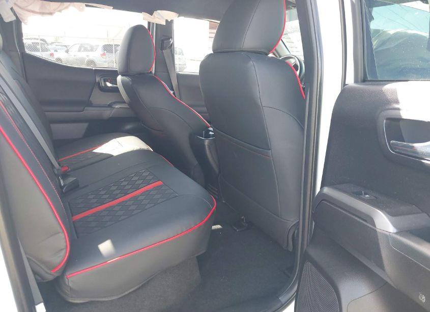 Photo 8 of 2020 Toyota Tacoma SR5 V6 (VIN 3TMAZ5CN7LM133791)