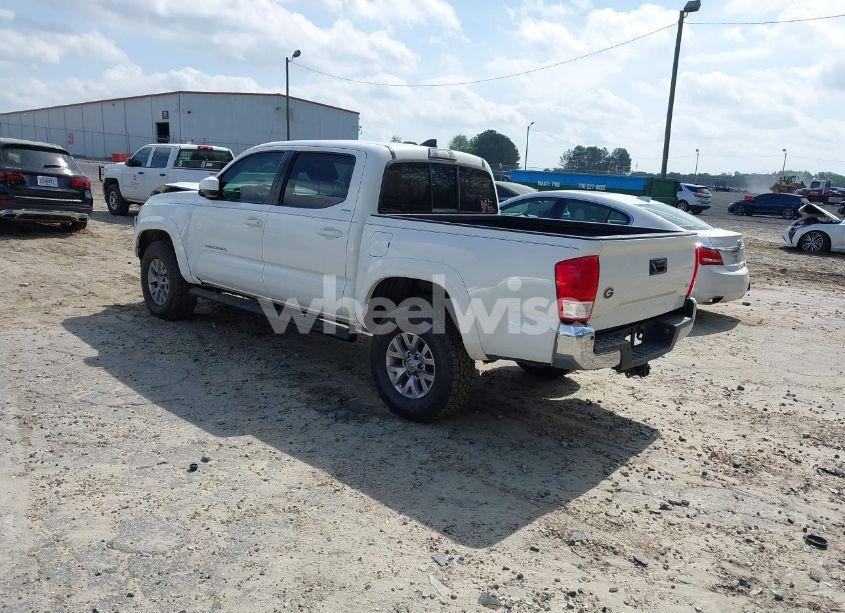 Photo 3 of 2017 Toyota Tacoma SR5 V6 (VIN 3TMAZ5CN8HM045727)