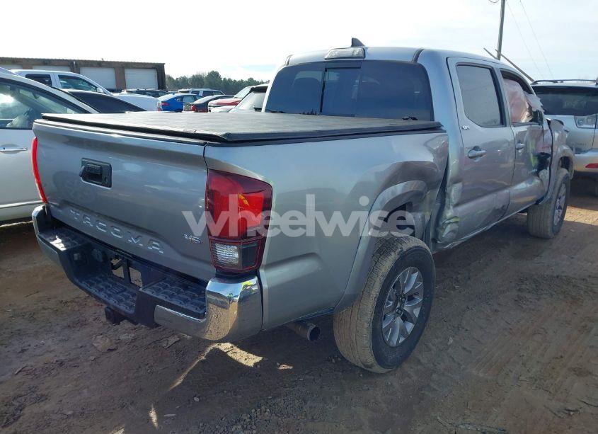 Photo 4 of 2018 Toyota Tacoma SR5 V6 (VIN 3TMAZ5CN8JM070987)