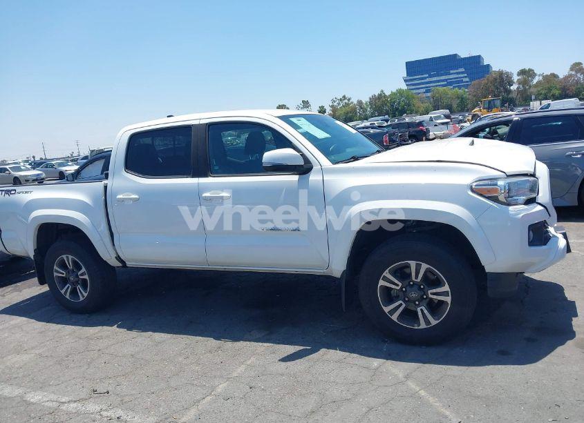 Photo 13 of 2019 Toyota Tacoma TRD SPORT (VIN 3TMAZ5CN8KM105691)