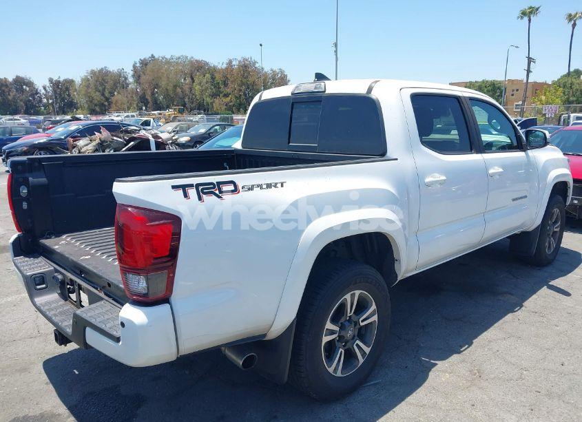 Photo 4 of 2019 Toyota Tacoma TRD SPORT (VIN 3TMAZ5CN8KM105691)