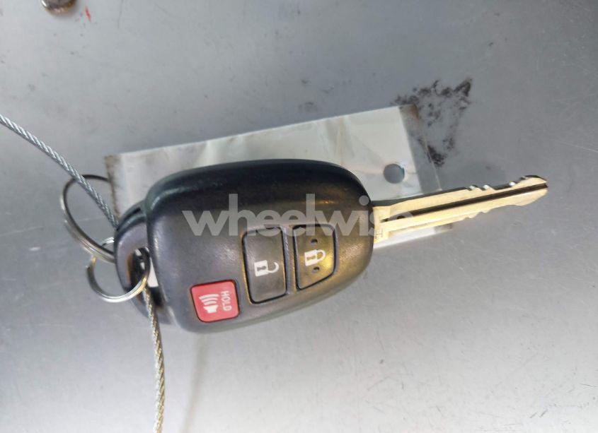 Photo 11 of 2020 Toyota Tacoma SR5 V6 (VIN 3TMAZ5CN8LM131869)