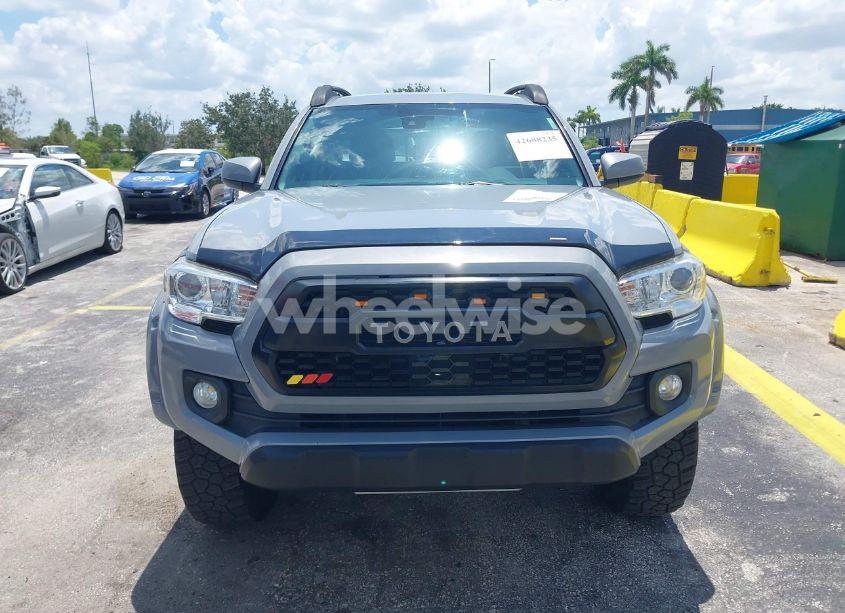 Photo 12 of 2020 Toyota Tacoma SR5 V6 (VIN 3TMAZ5CN8LM131869)
